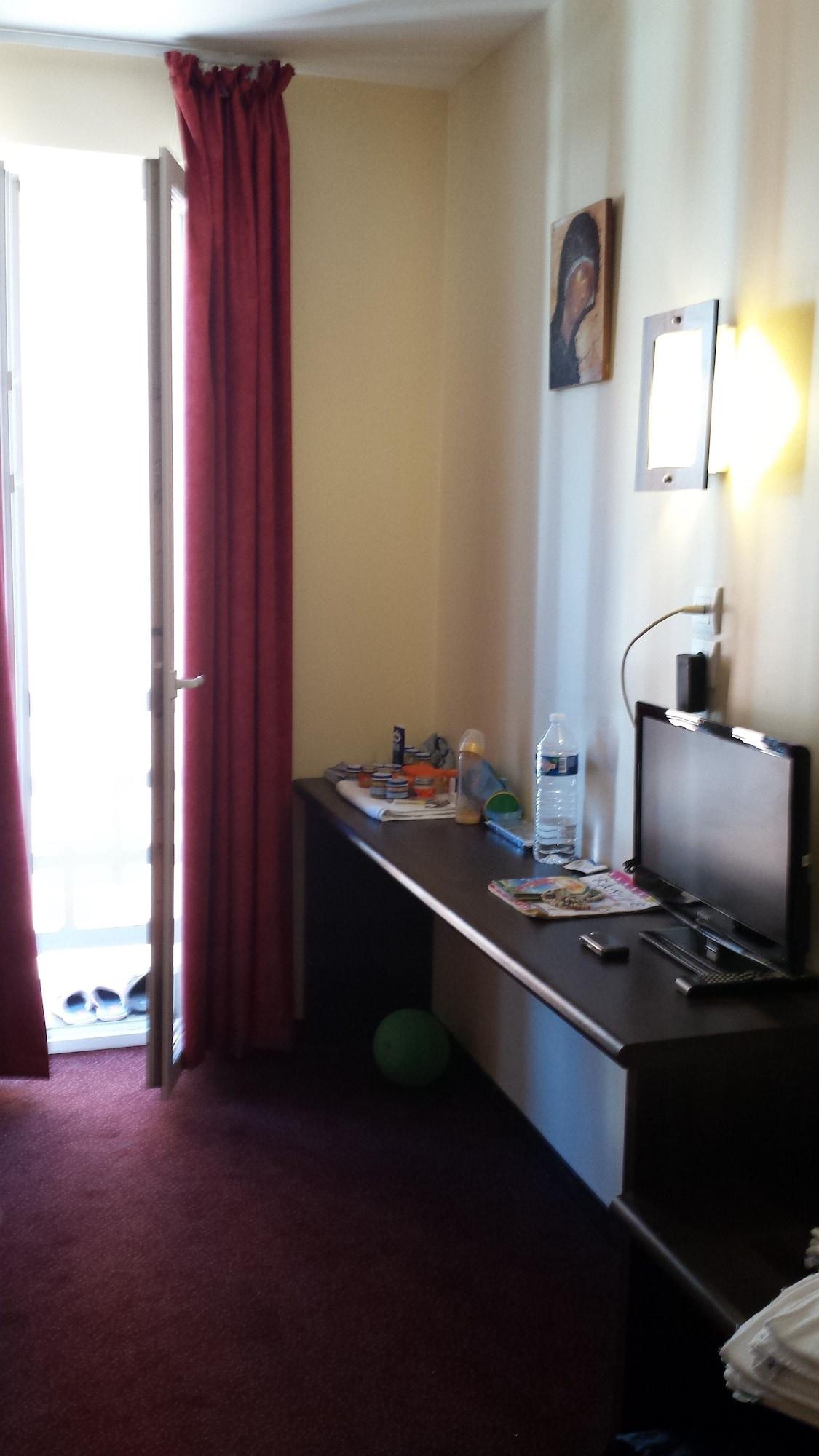 Hotel Estival Arriel Lourdes Buitenkant foto